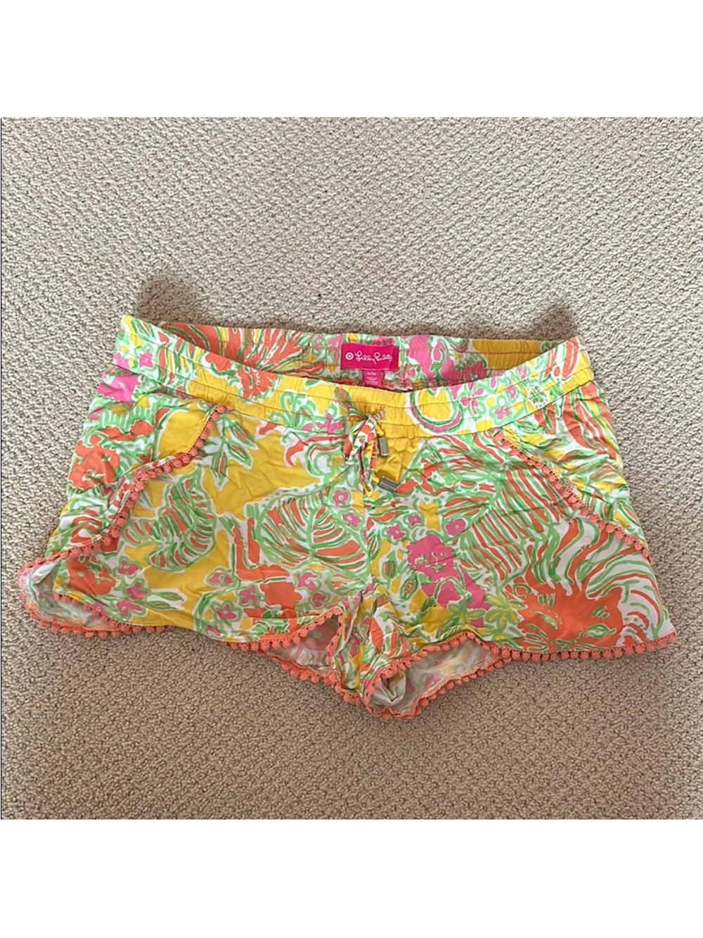 Lilly Pulitzer Women's Pull On Lion Floral Shorts Size M